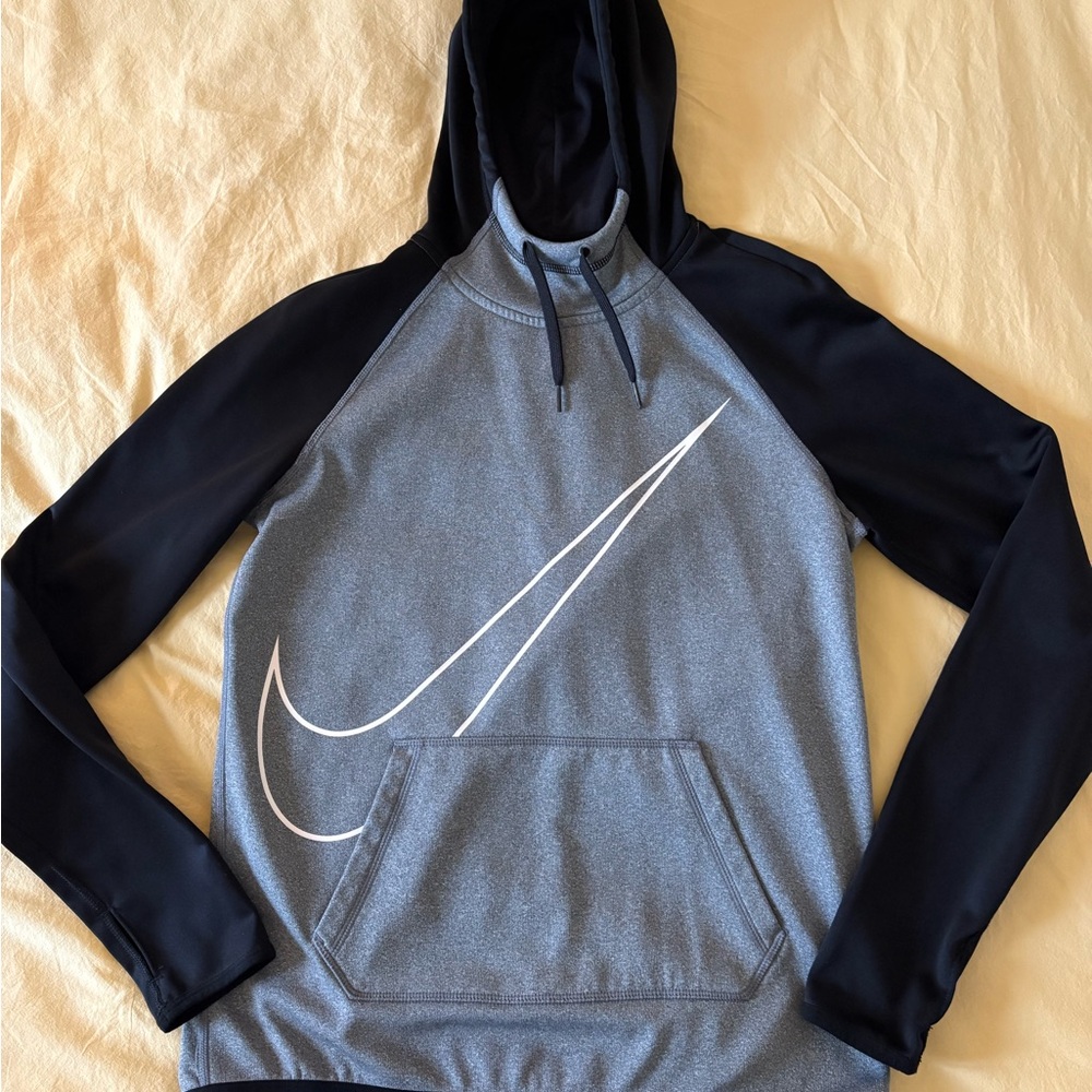 Nike Men's Gray and Black Hoodie